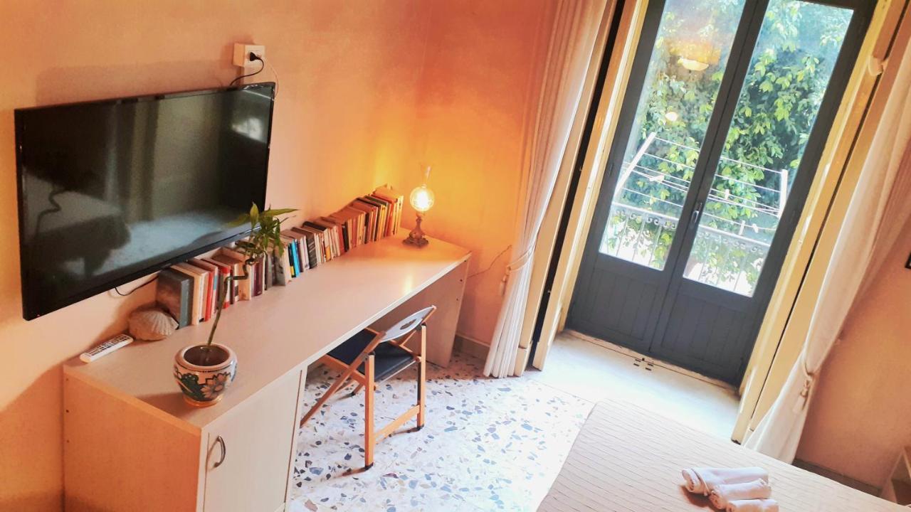 Bed And Books Isabella Catânia Exterior foto